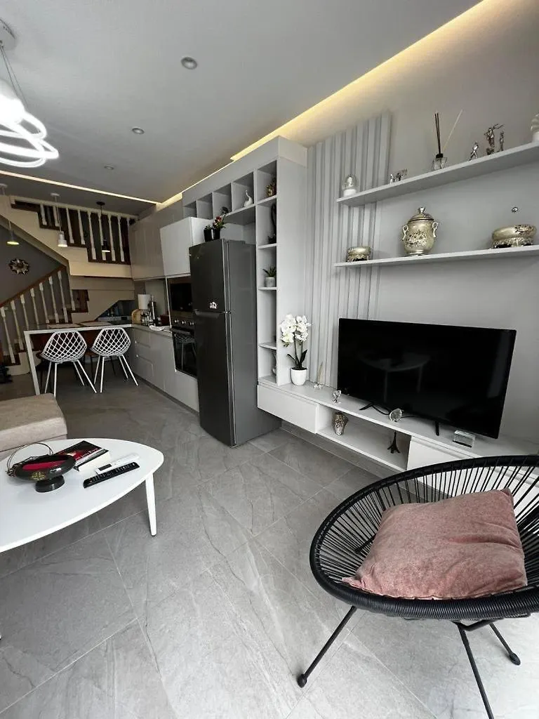 Coastal Deluxe Apartment Durrës