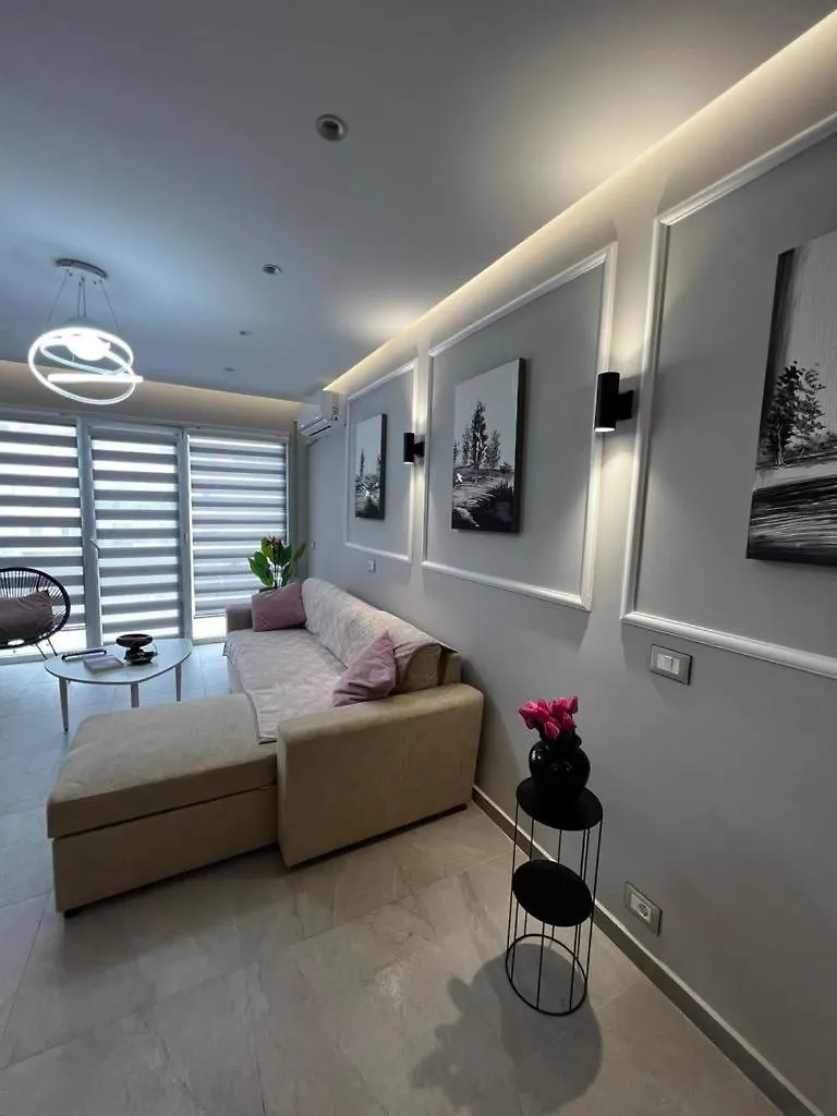 Coastal Deluxe Apartment Durrës